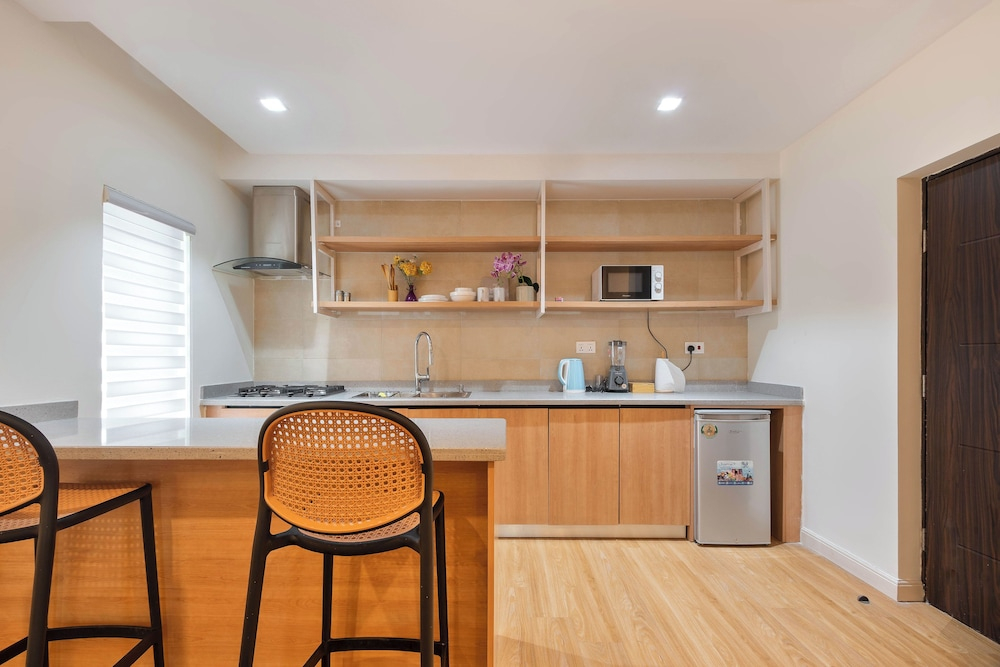 Aima Apartments