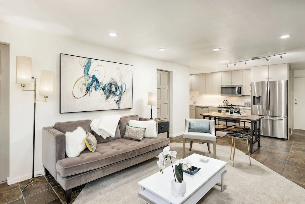 Aspen Mountain Condos by iTrip Aspen Snowmass