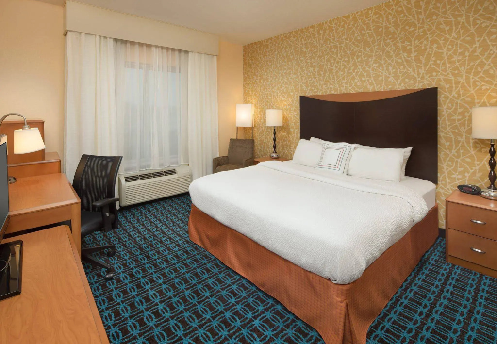 Fairfield Inn and Suites Cleveland