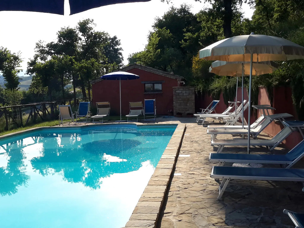 Pretty Holiday Home  with Terrace in Monte San Martino Italy