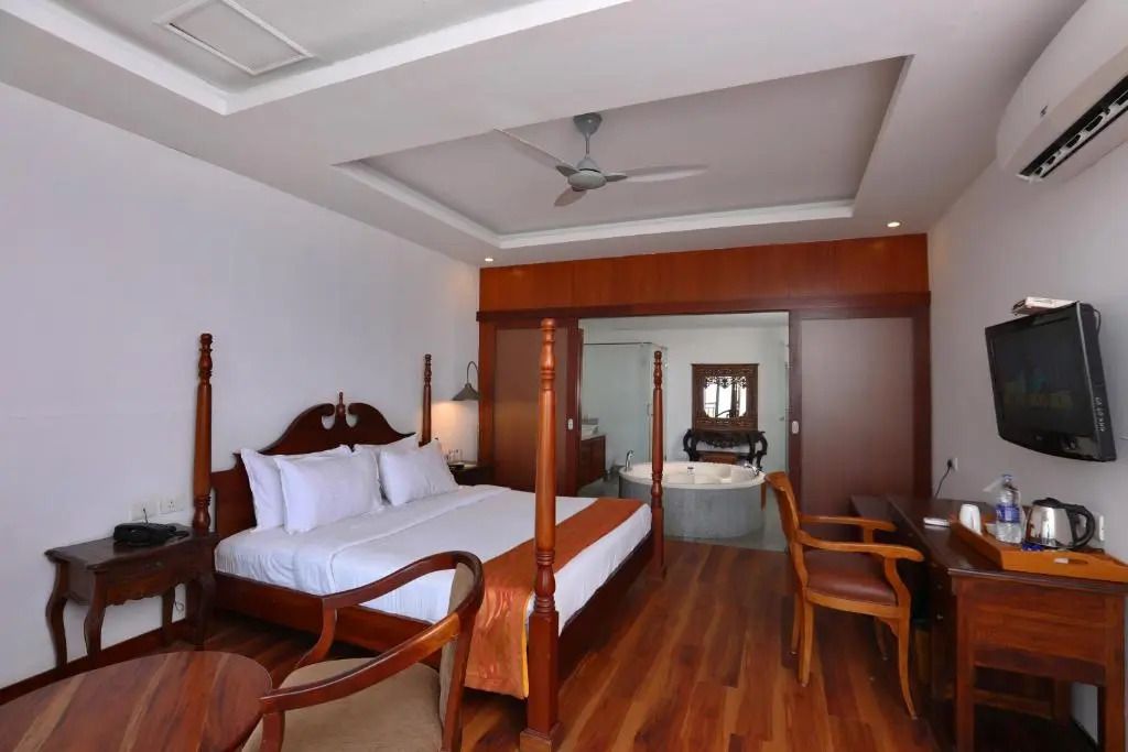 Getaway Beach Resort Kovalam