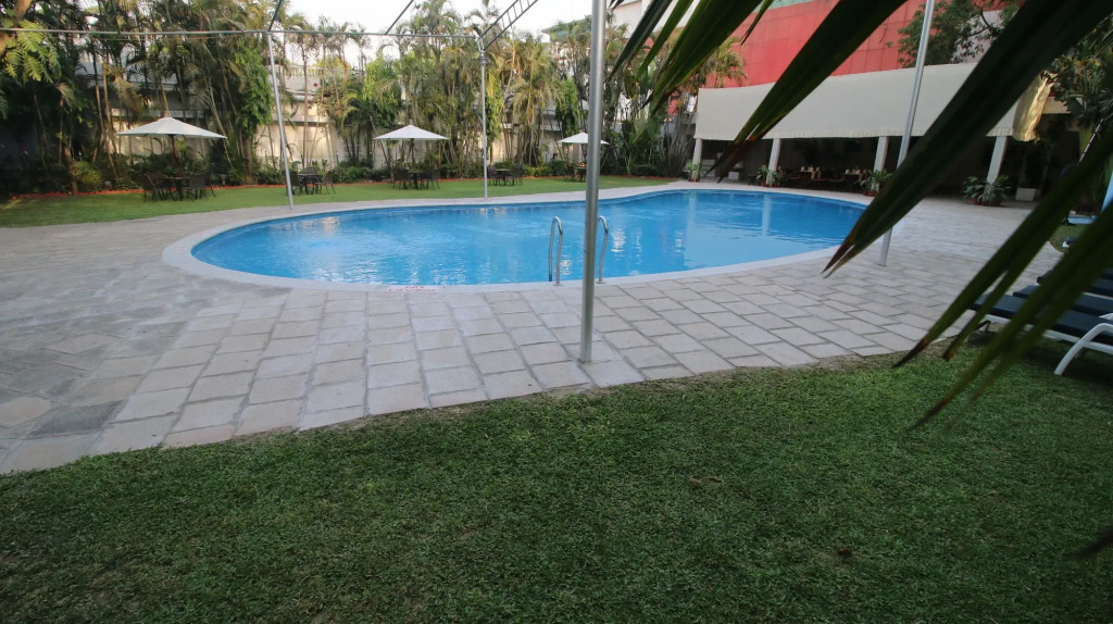 Hotel Clarks Varanasi Limited
