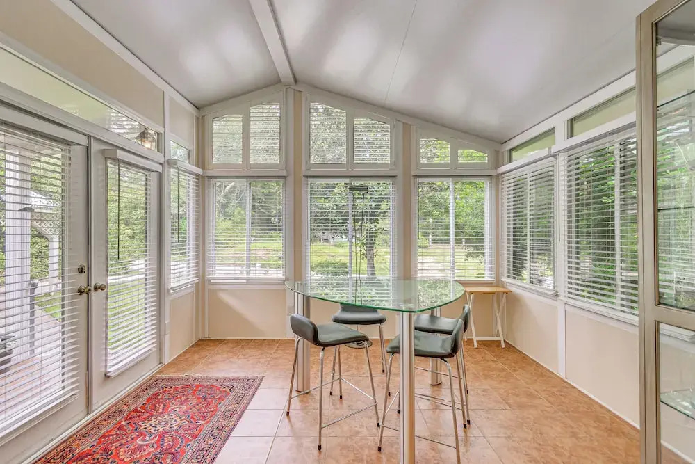 1 Mi to Beaches: Fairhope Home w/ Yard!
