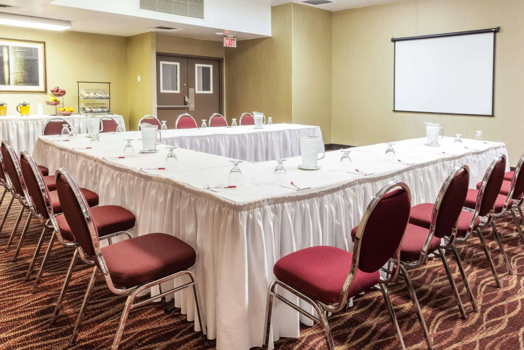 Ramada by Wyndham Timmins