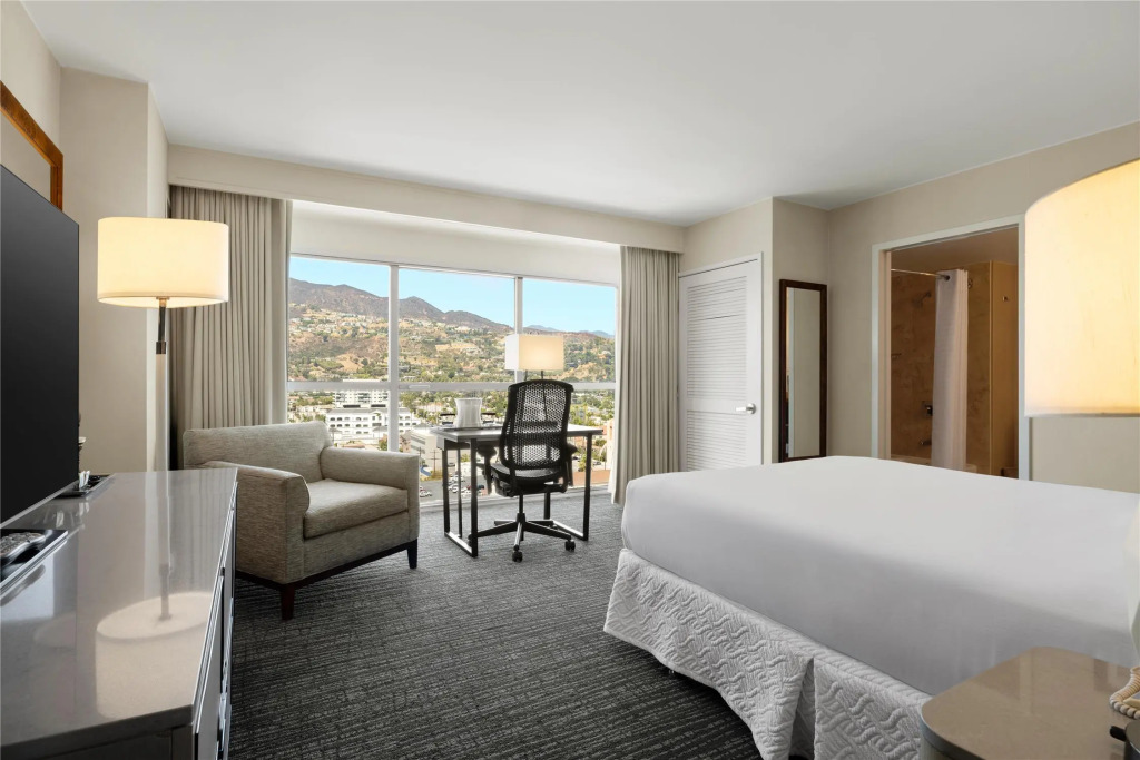 Hilton Los Angeles North-Glendale & Executive Meeting Center