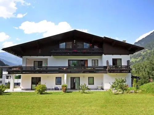 Apartment The Alpine Classic by Interhome