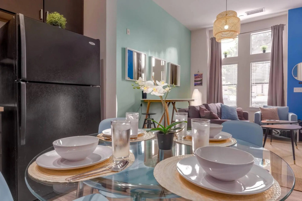 Apartment 10 Min Walk to Epicenter with Wifi