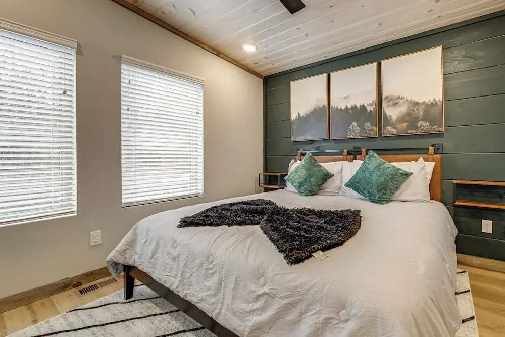 Indoor Pool, Hot Tub! the Smoky Luxe Retreat