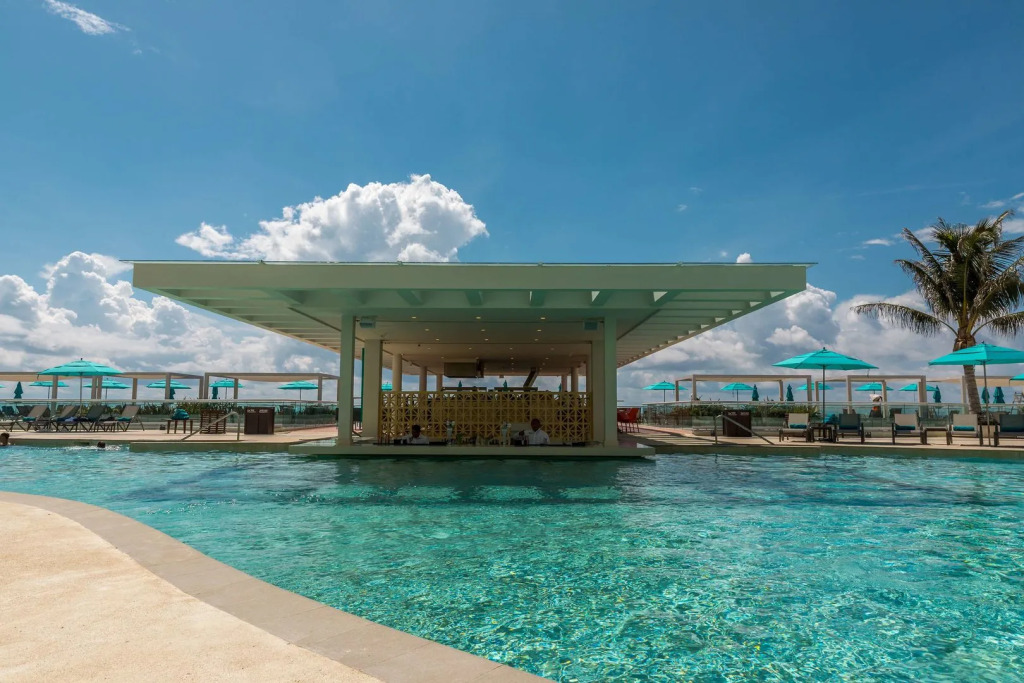 Hilton Cancun Mar Caribe All-Inclusive Resort