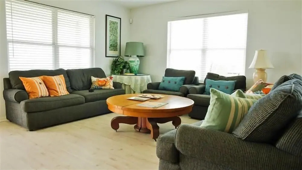 Spacious Retreat W/expansive Yard & Beach Access!