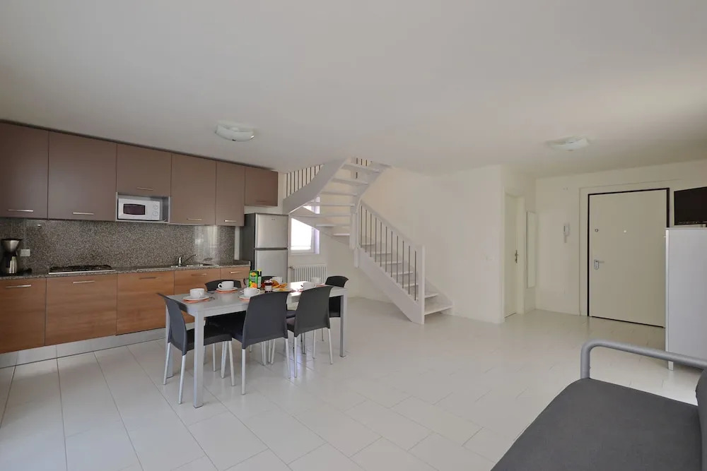 Condominio Bellarosa