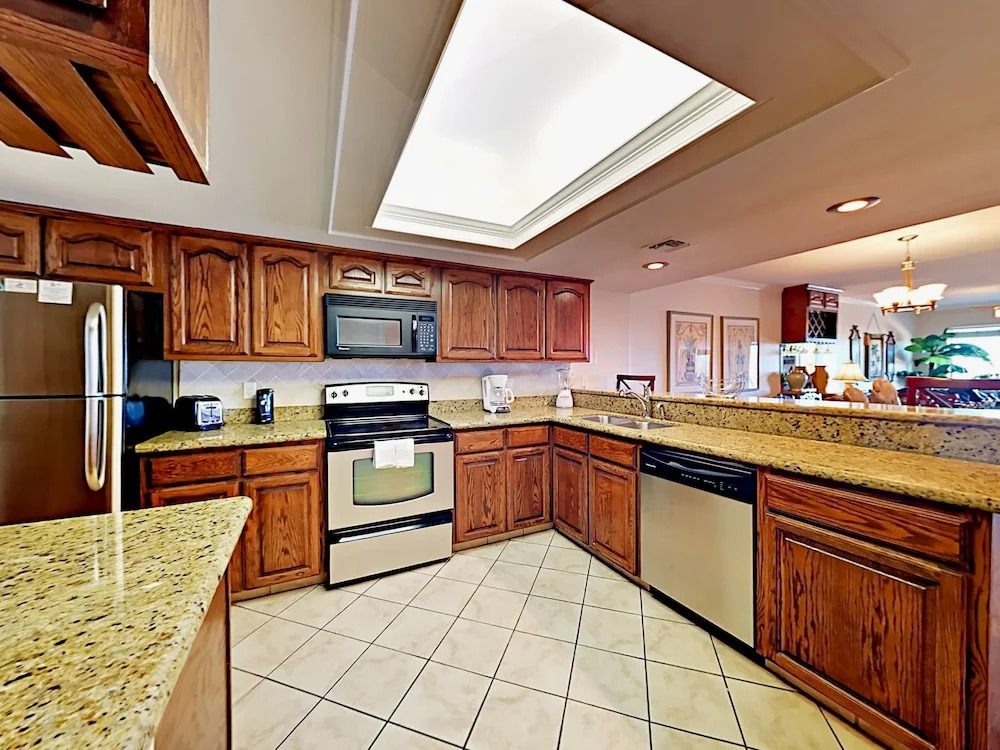 4400 Gulf Blvd Condo Unit 106