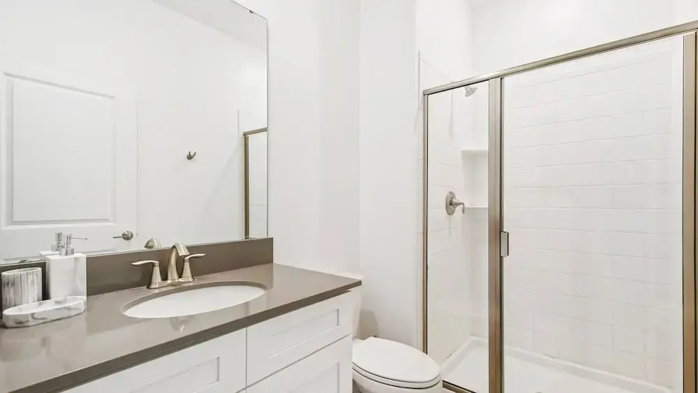 4BR Tropical Storey Lake Townhome Private Pool