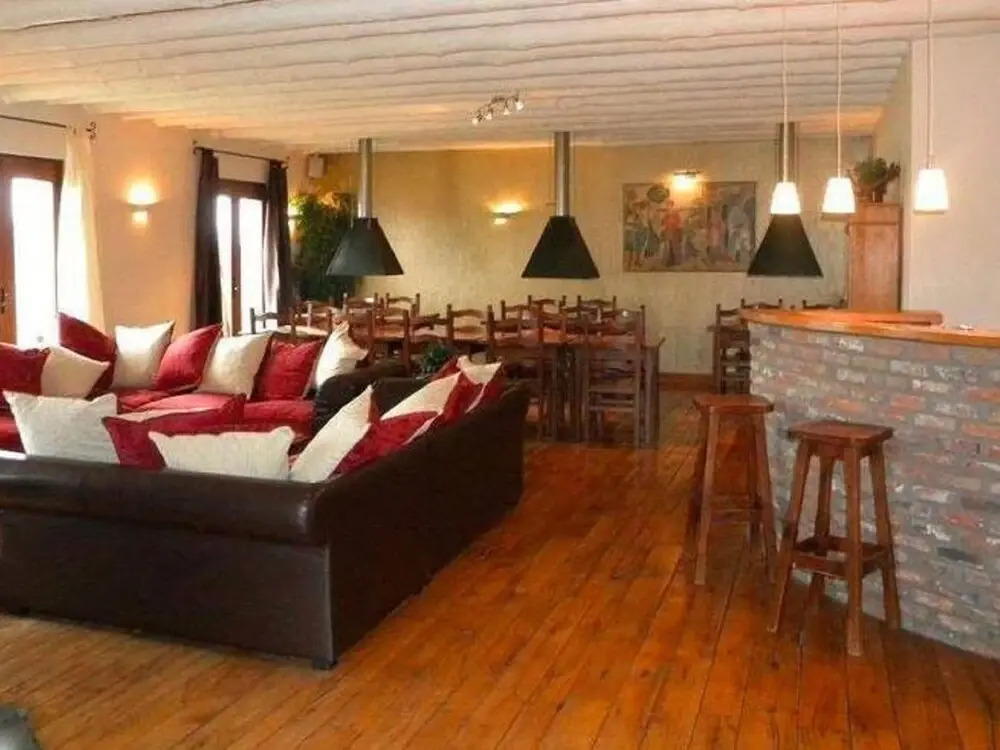 Quaint Farmhouse in Maffe With a Turkish Bath