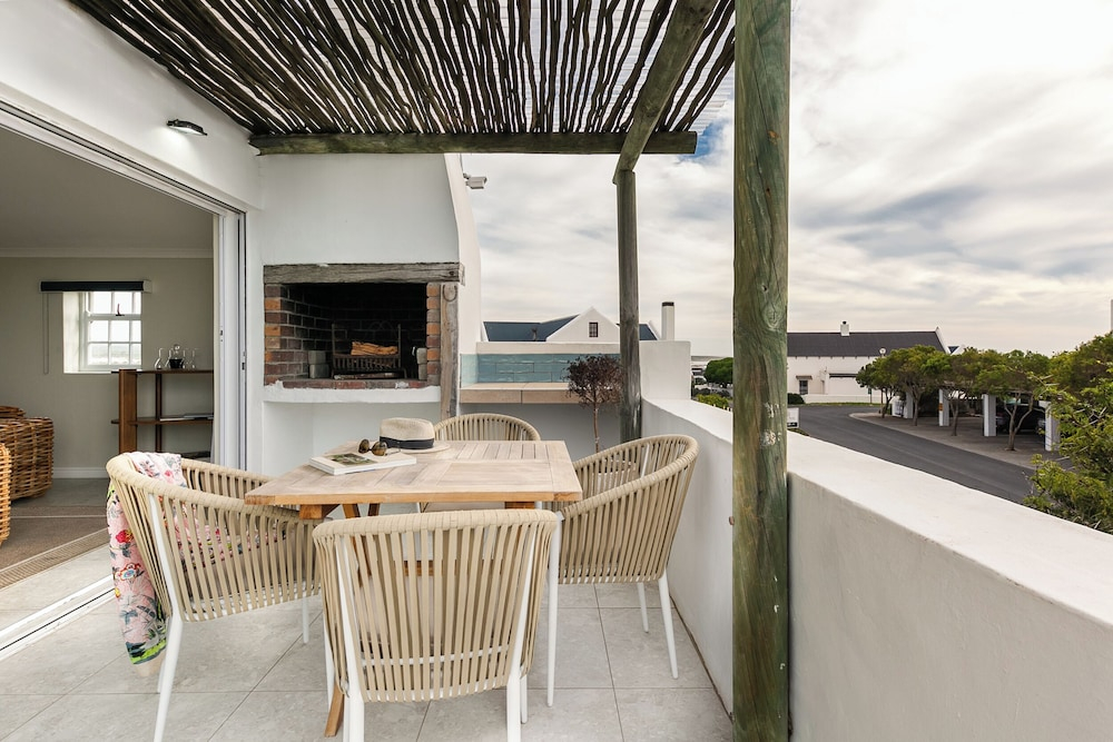 Abalone Hotel & Villas 2 Bedroom Apartment
