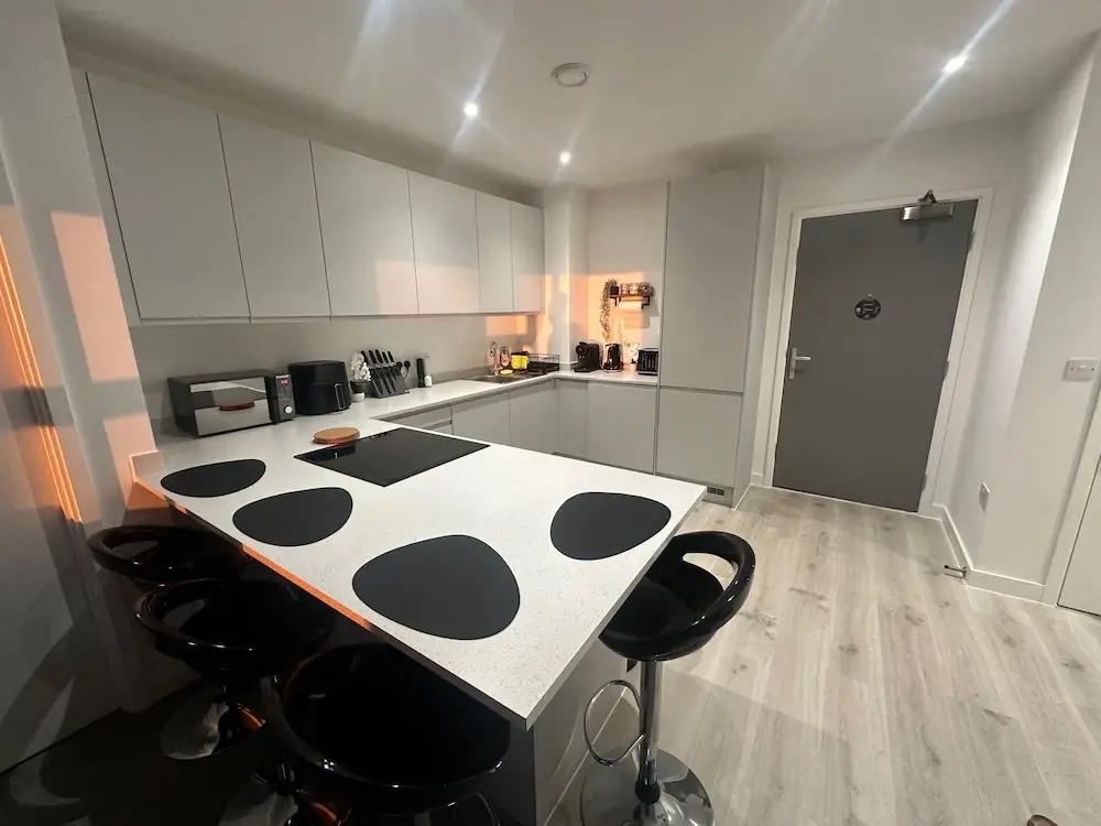 2 Bedroom Apartment - Sleeps 6