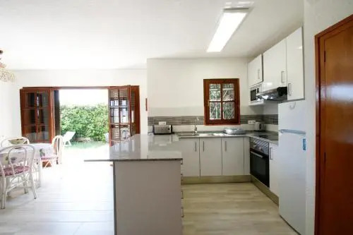 Casas Blancas Parque Montroig