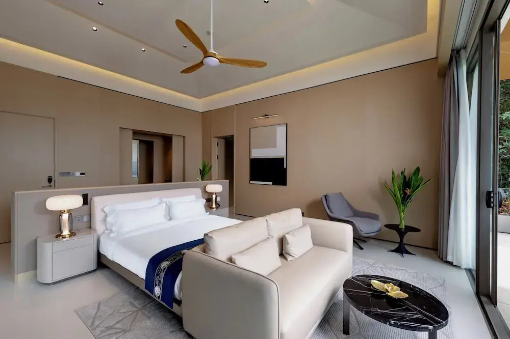 The Aquila Villa