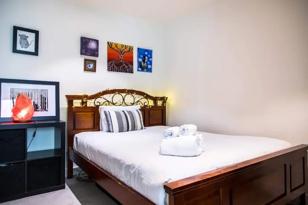 Eclectic 1 Bedroom South Yarra Hideaway