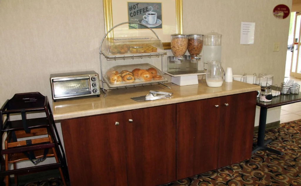Sleep Inn & Suites Newport News City Center Area
