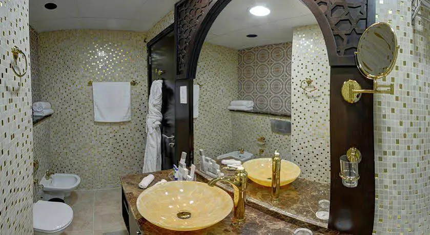 Boutique 7 Hotel and Suites