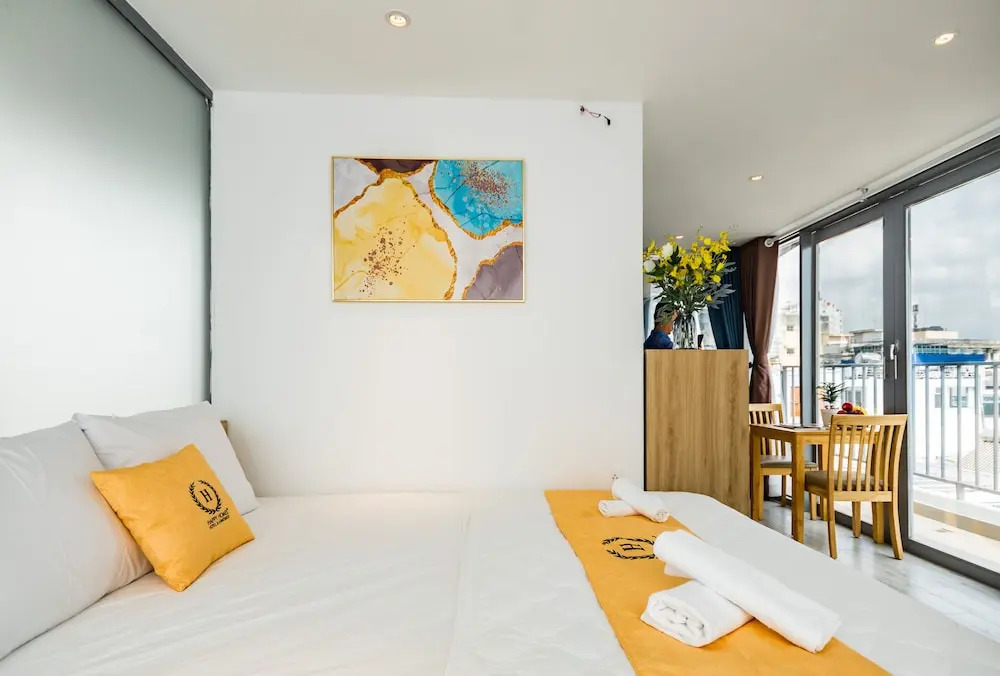 HAPPYHOMES 102 Luxury Bui Vien Apartment