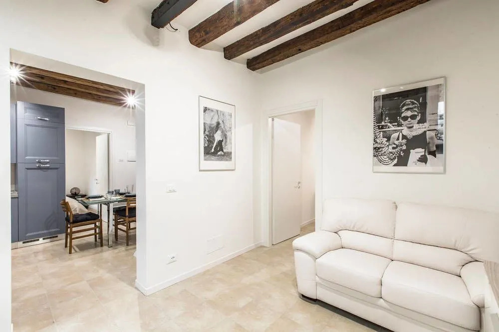 Cà Rezzonico Apartment R&R