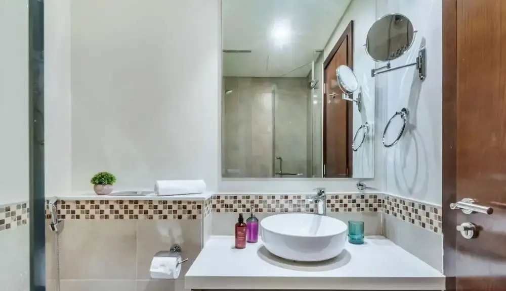 Waterfront 2BR w Canal View Near Burj Khalifa