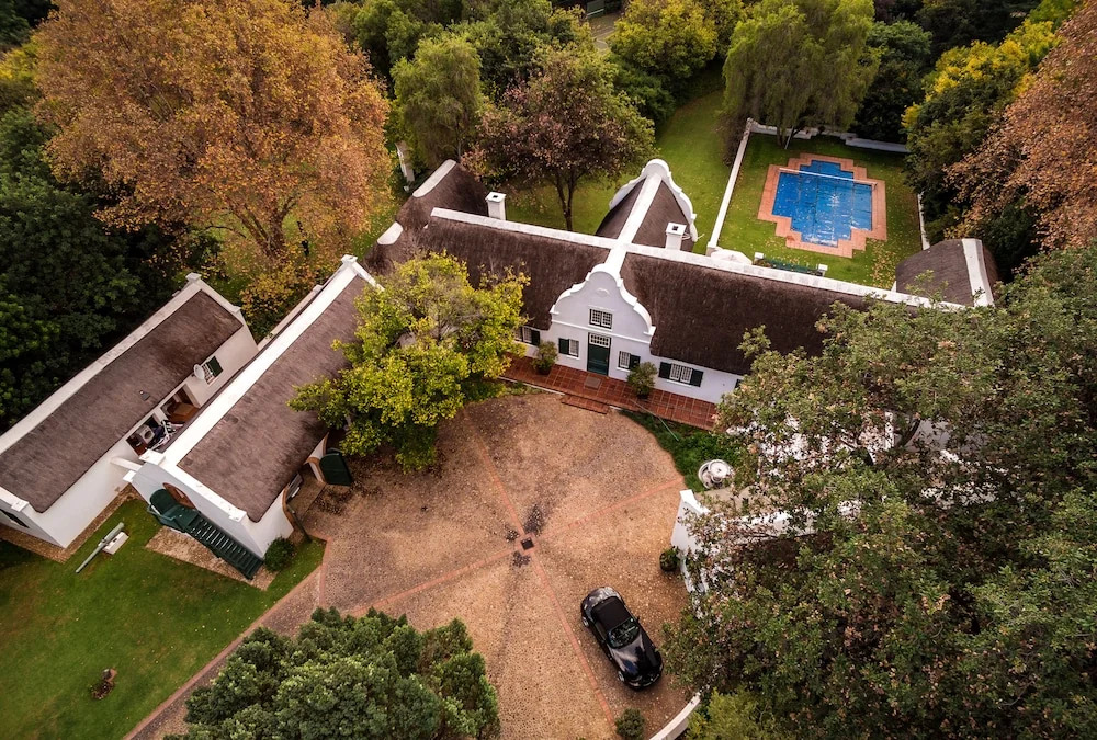 The Gables Suite- Adults Only