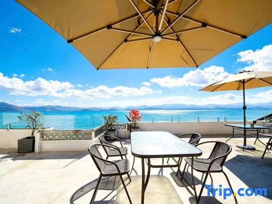 Channing Sunrise sea view villa