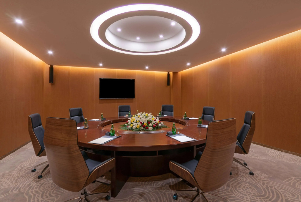 Howard Johnson by Wyndham LakeView Hotel Kunming