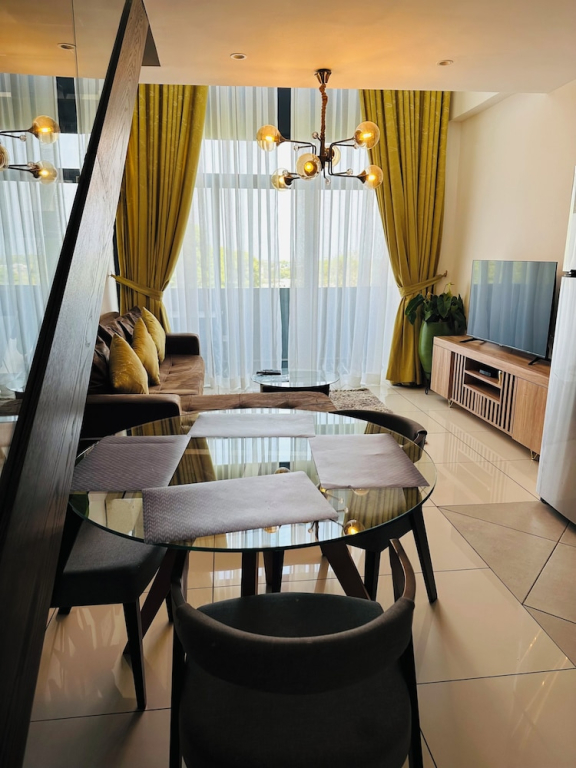 danny's lux home
