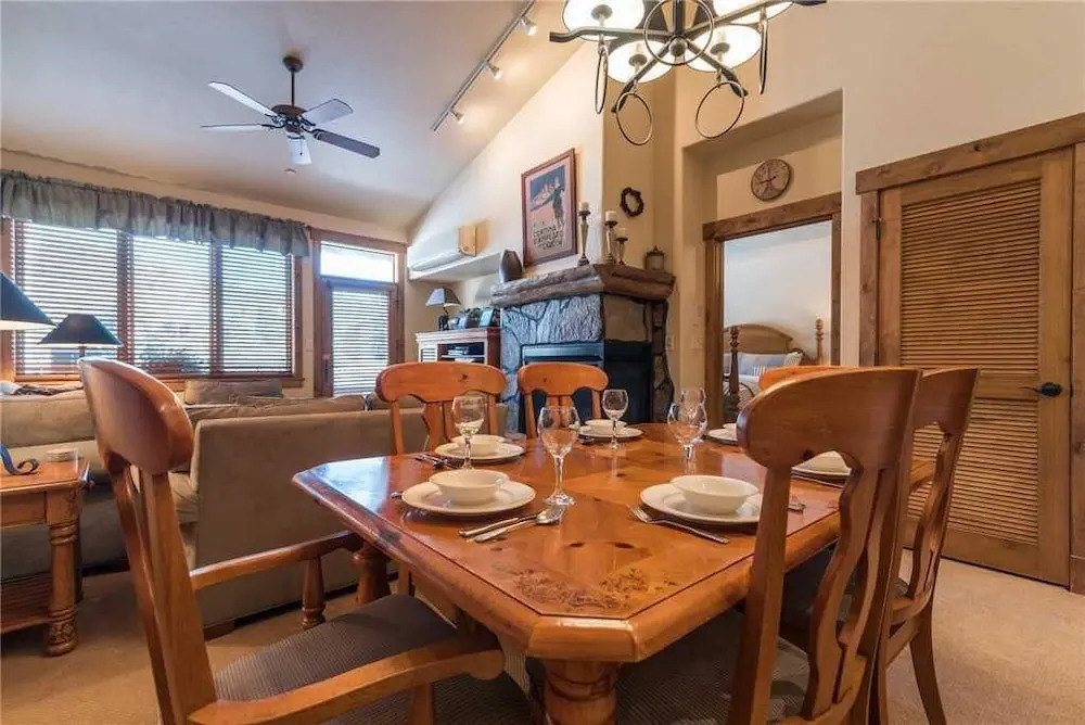 3306 Champagne Lodge, Trappeur's Crossing Apartment 2