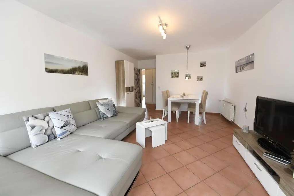 Haus "Concordia" F512 - WG 02 "Seedorf" mit Terrasse, strandnah