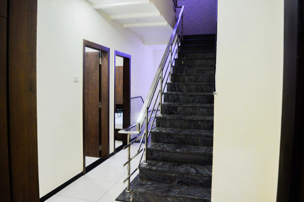 Hotel Satyug