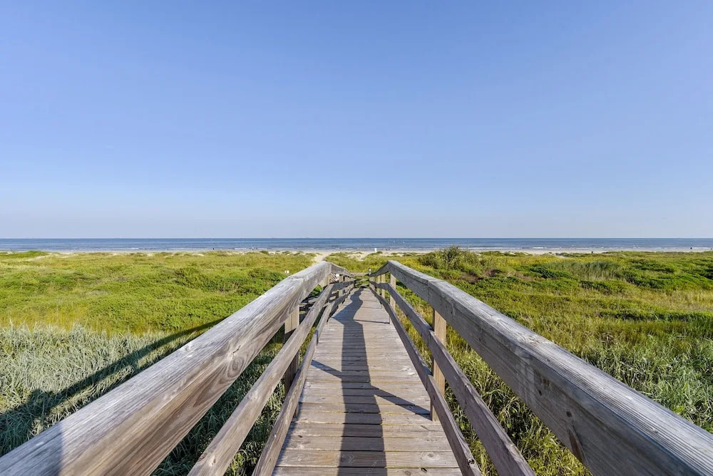 Islander East 103 2 Bedrooms 1 Bathroom Condo