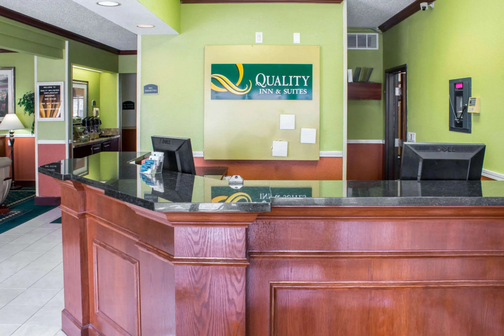 Quality Inn & Suites Sioux City Southeast