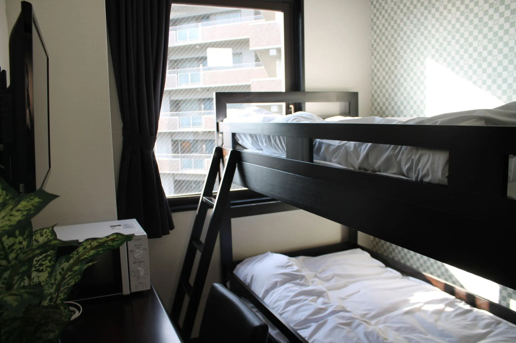 HOTEL LiVEMAX Mihara Ekimae