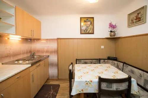 Apartments Kocjanc