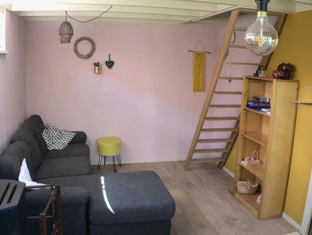 Small, cute and cozy little holiday home