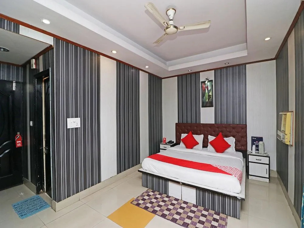 Hotel akash