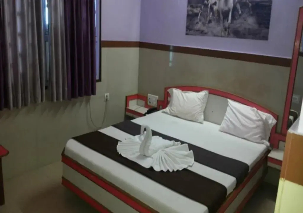 Hotel Shreenidhi Dwarka