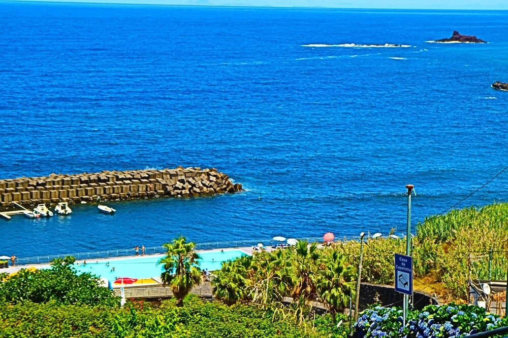 Studio in Ponta Delgada, With Wonderful sea View, Pool Access, Furnish