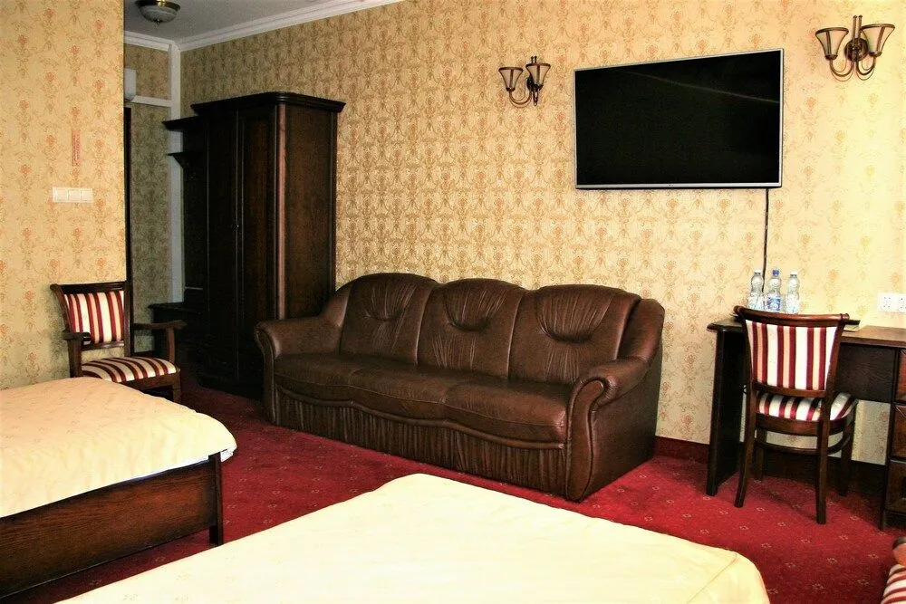 Hotel Sarmata Zespół Dworski