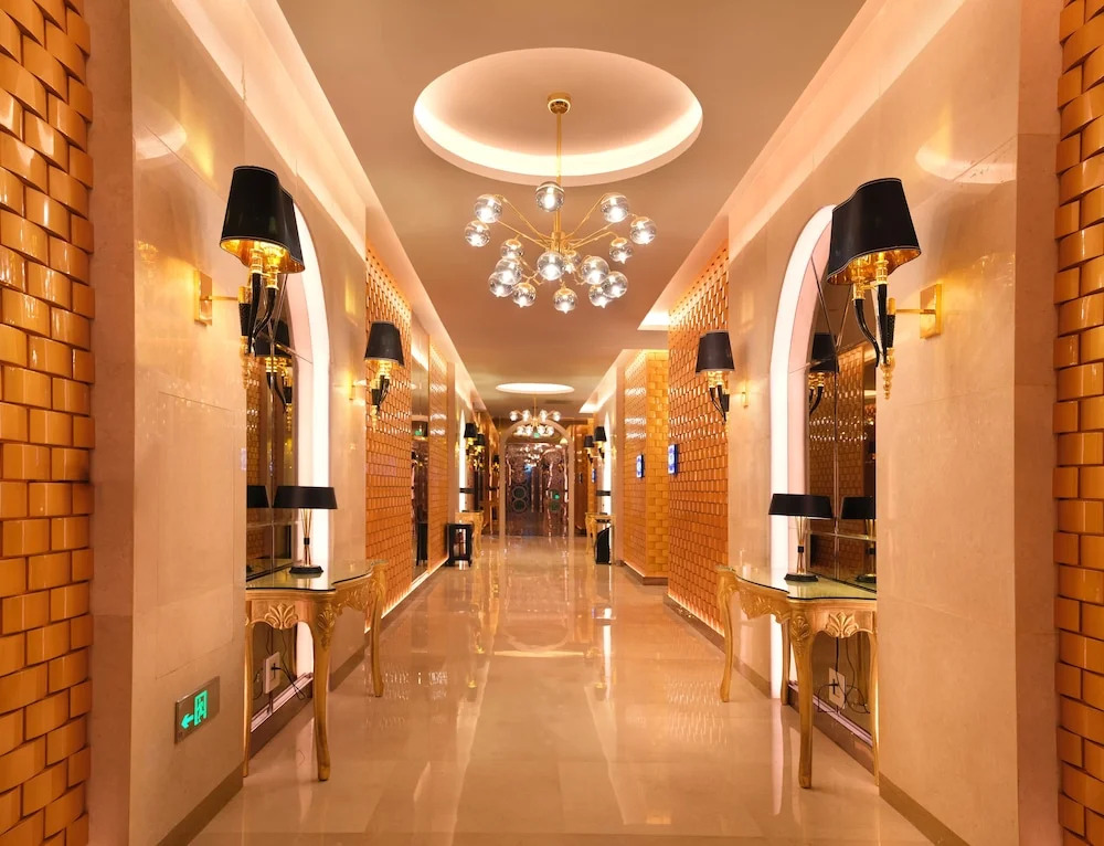 Regal Palace Resort&Spa