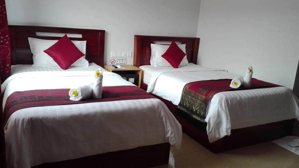 Golden Premier Inn