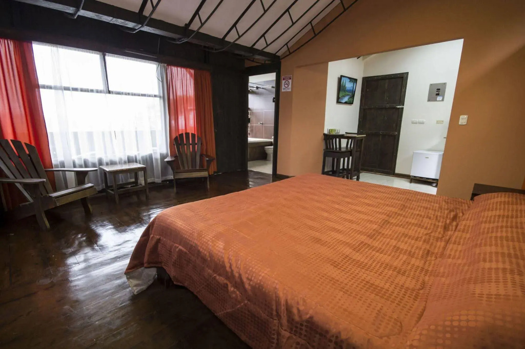 Hotel Alto Palomo