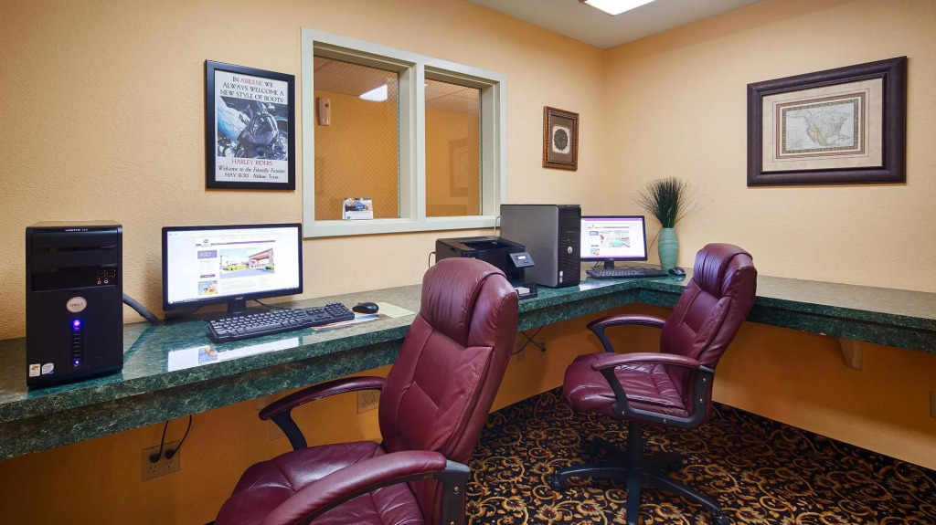 Best Western Abilene Inn & Suites