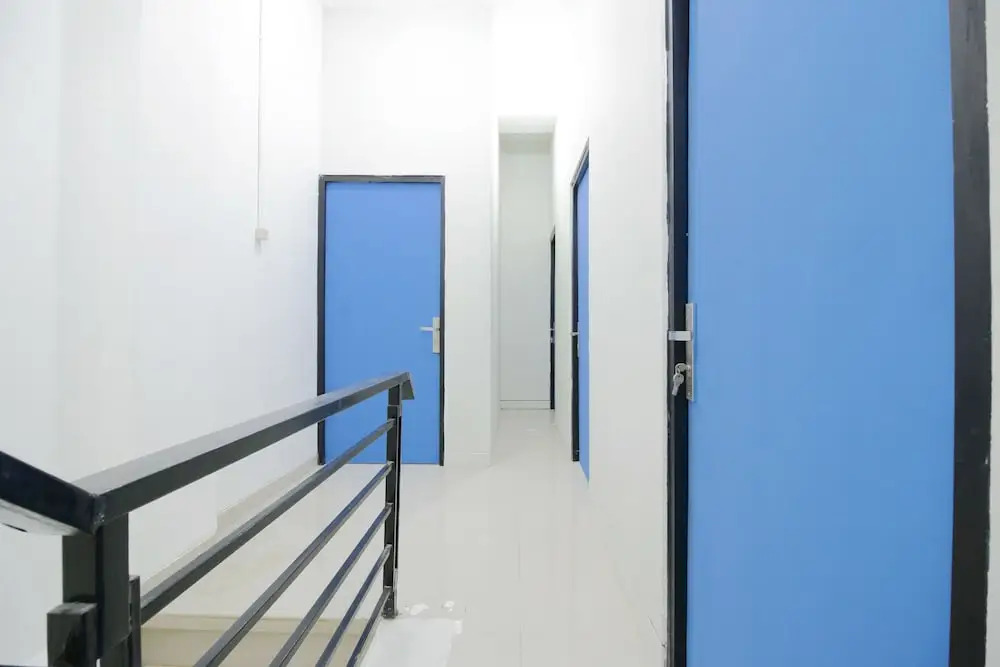 Airy Eco Syariah Kampung Bali Satu 41 Jakarta
