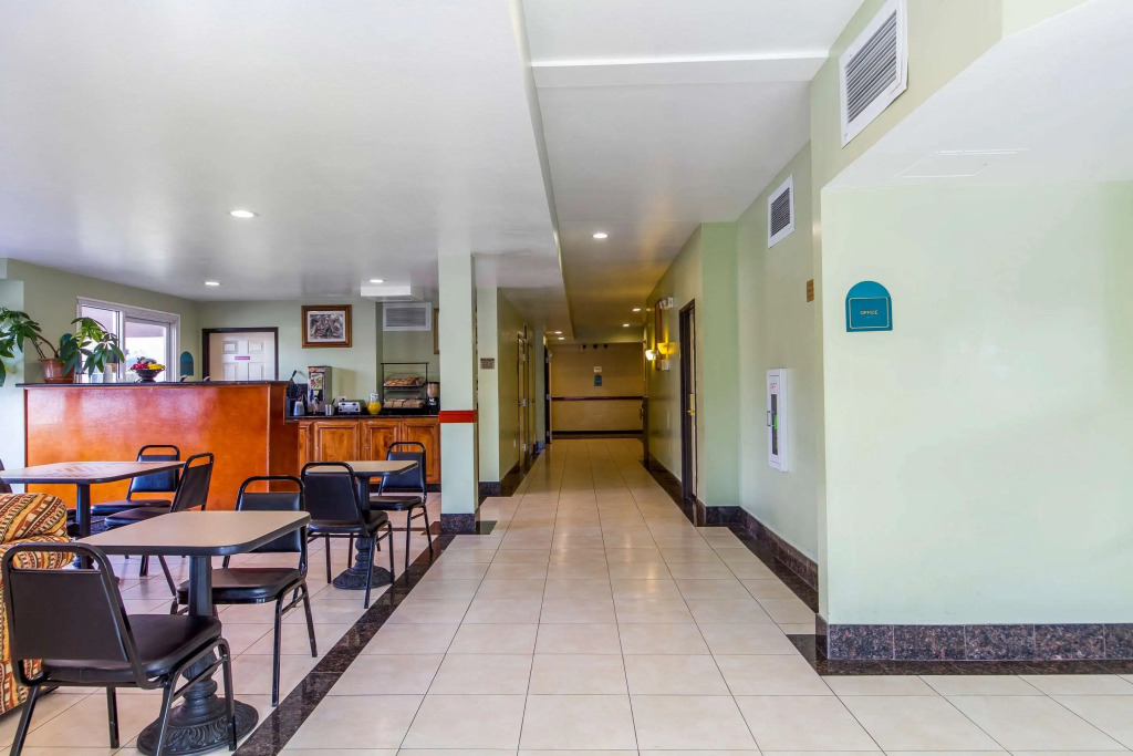 Rodeway Inn & Suites Hayward - Oakland South